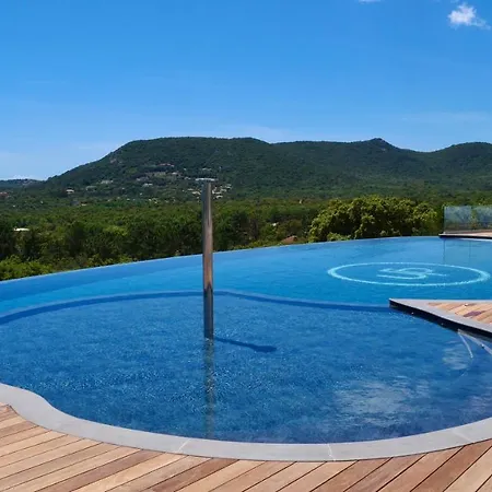 U Paesolu サント・リュシー・ド・ポルト・ヴェッキオ