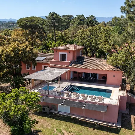 Apartahotel U Paesolu